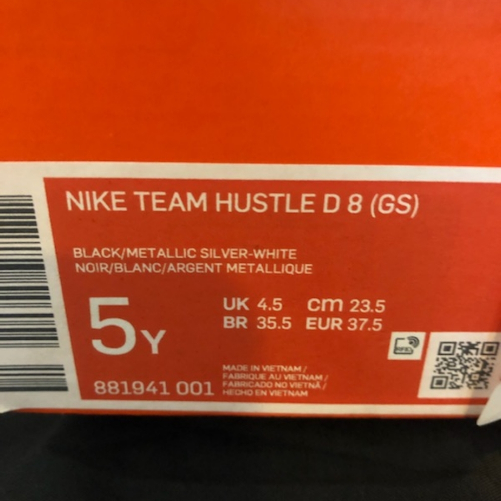 Shoe - Picture 3 of 4